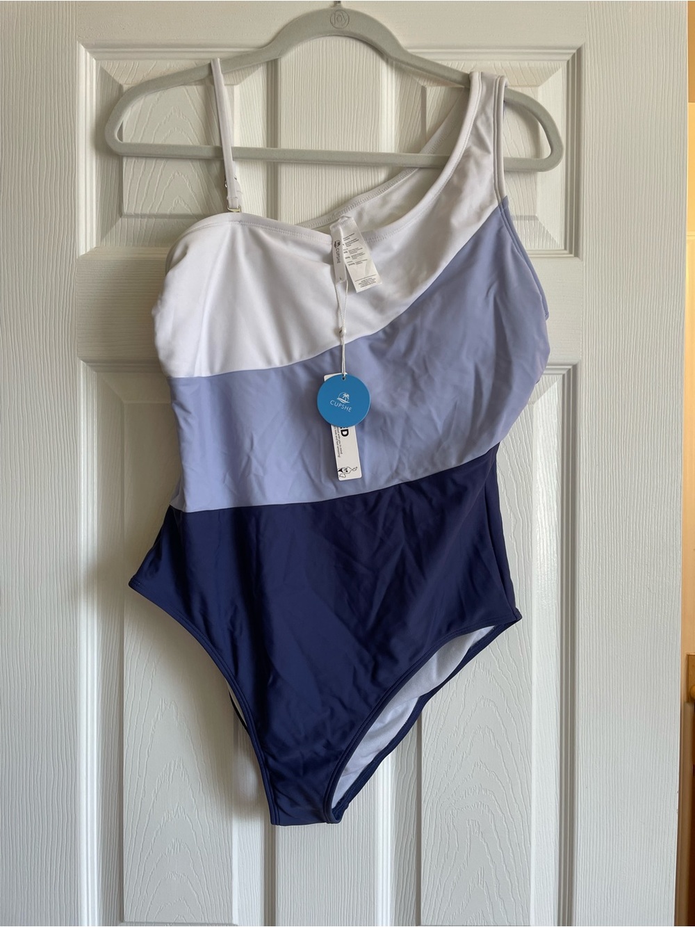 Cupshe White, Light Blue & Navy One-Shoulder Colorblock One-Piece